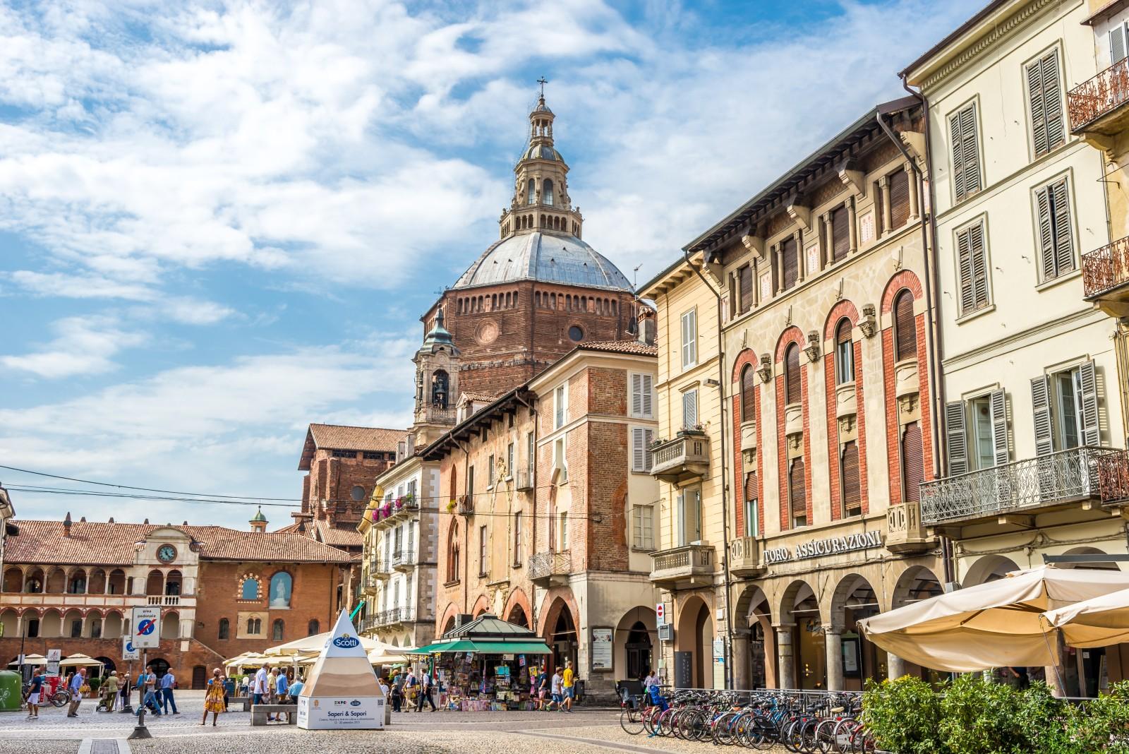 Piazza Vittoria (Pavia)